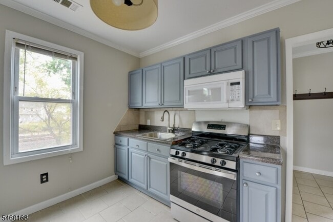 Photo - 410 Talmadge Avenue
