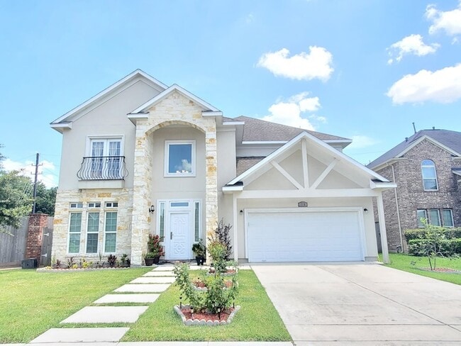 Building Photo - 3715 Aldridge Dr