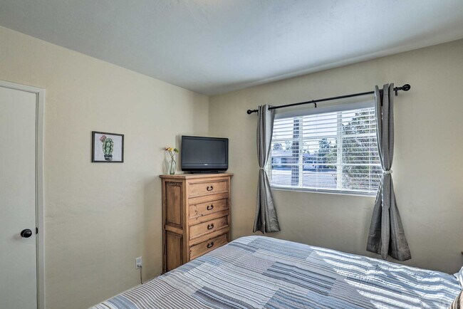Photo - 6309 E Julia St Unit SI ID1560817P