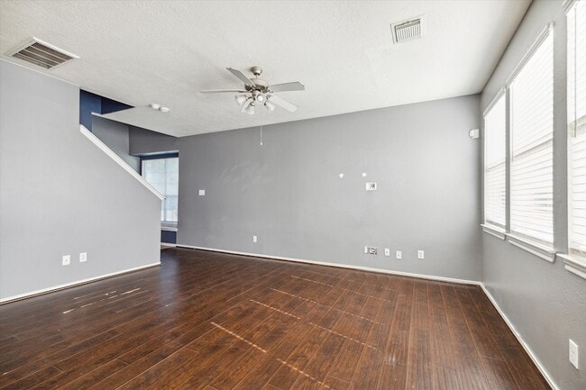 Photo - 14307 Mirkwood Ln