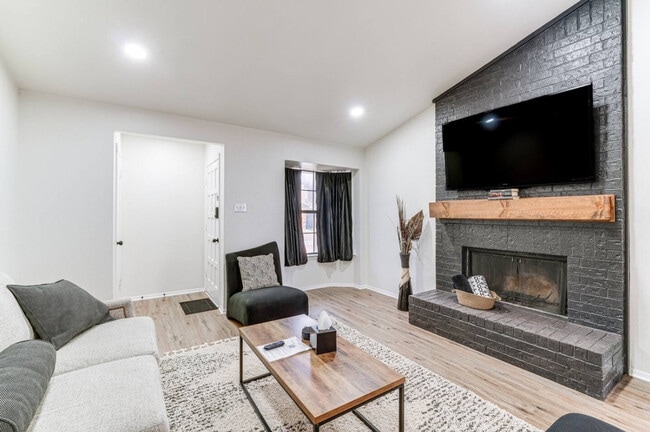 Photo - 2912 Pegasus Dr Unit SI ID1625019P