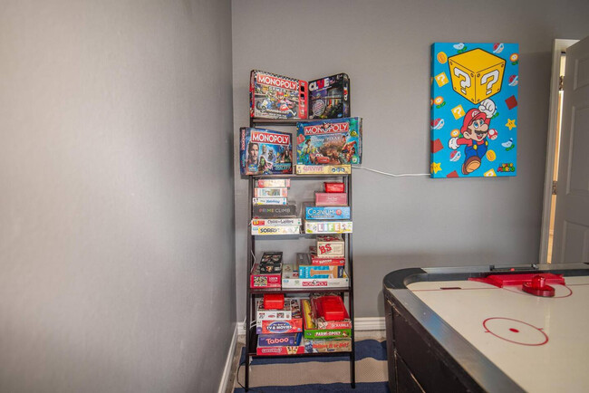 Building Photo - 7418 Lake Livingston Dr Unit ID1268428P