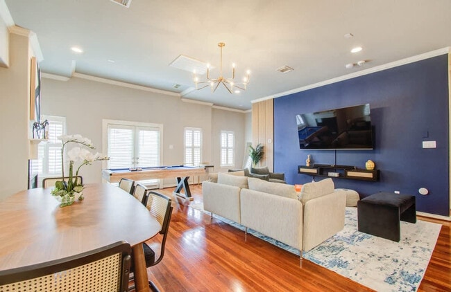 Photo - 543 T C Jester Blvd Unit ID1225766P