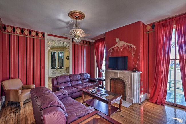 Building Photo - 2901 Broadway Avenue J Unit SI ID1545813P