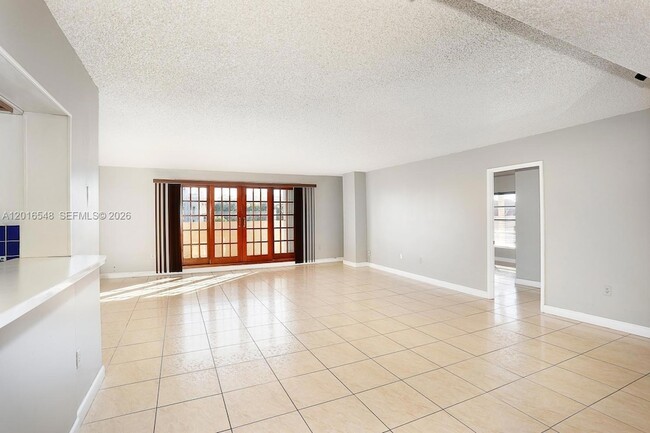Photo - 110 Salamanca Ave Unit PH