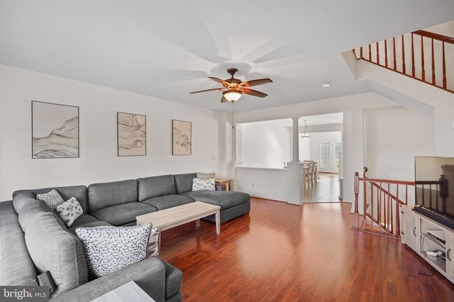 Photo - 12 Popes Creek Ln