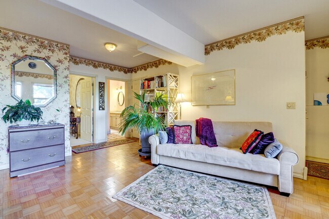 Photo - 1421 Landes St Unit SI ID1386250P