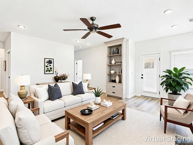 Photo - 117 Betty Williams Dr