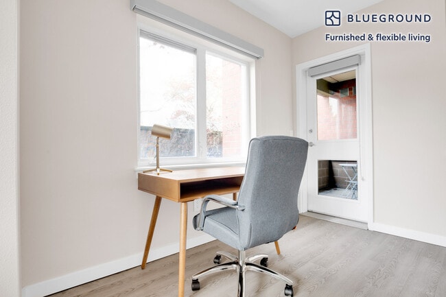 Photo - 10001 NE 1st St Unit FL1-ID279