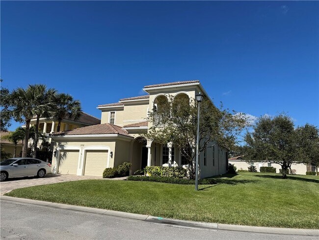 Photo - 3318 Burlington Pl SW