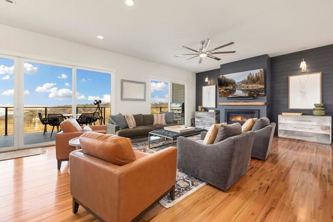 Photo - 9196 N Park Rd Unit ID1221902P