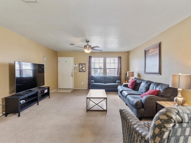 Photo - 5143 Roth Forest Ln