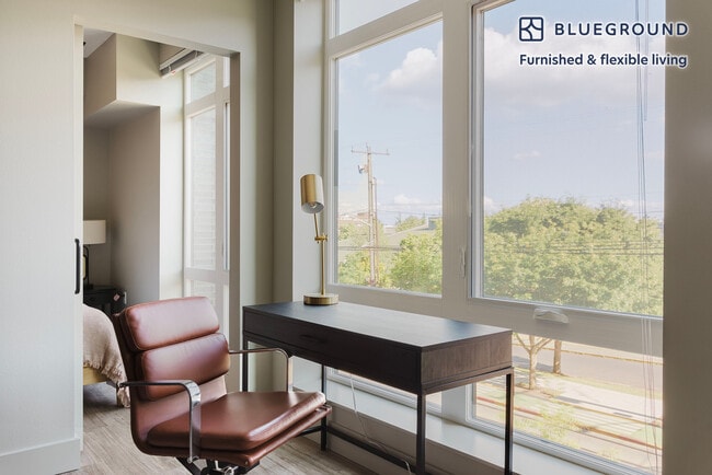 Photo - 104 12th Ave Unit SI FL3-ID747