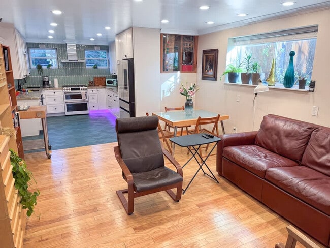 Photo - 3148 College Ave Unit ID1309748P