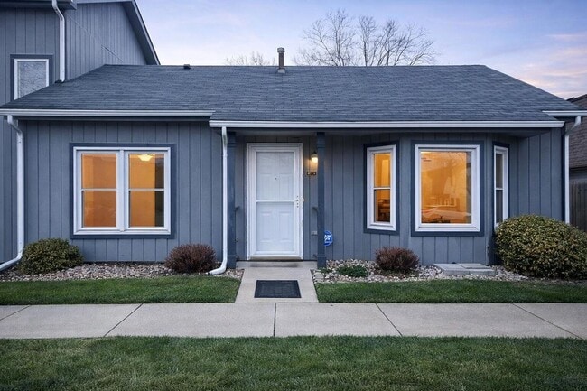 Building Photo - 6070 Pennsylvania Dr