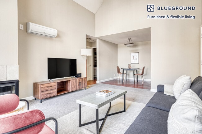 Photo - 2147 Newhall St Unit FL3-ID847