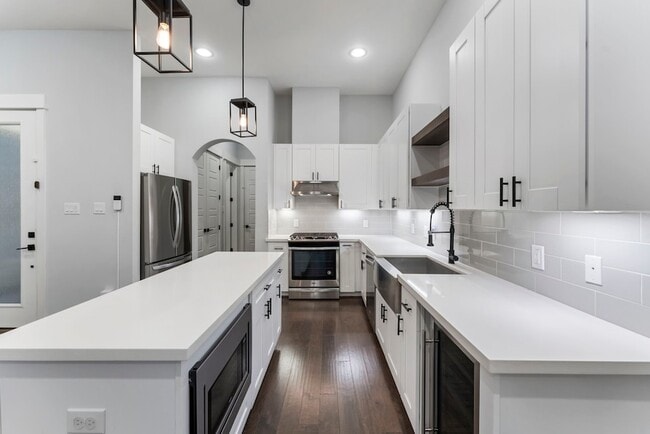 Photo - 113 Coronado St