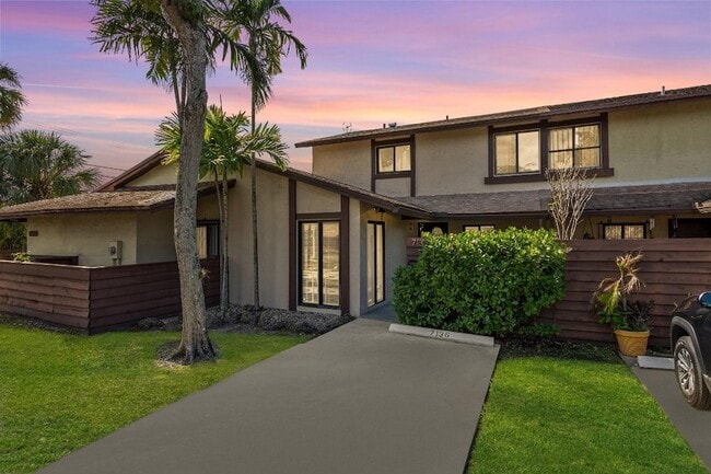 Building Photo - 7136 SW 105th Ct