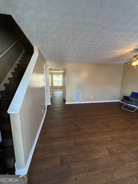 Photo - 5869 Strathmoor Manor Cir