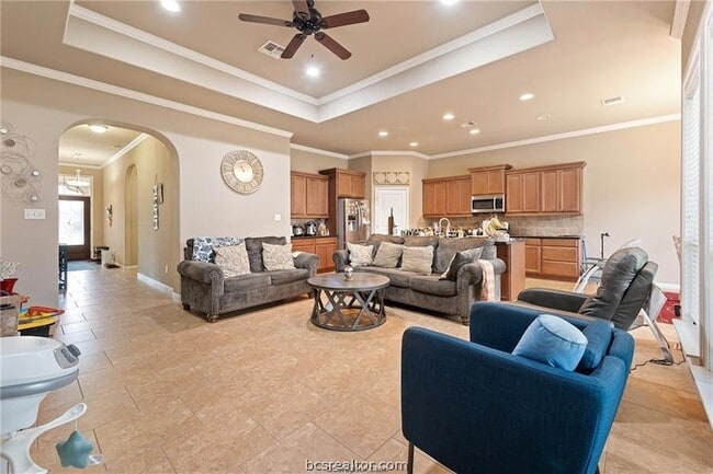 Photo - 2523 Warkworth Ln