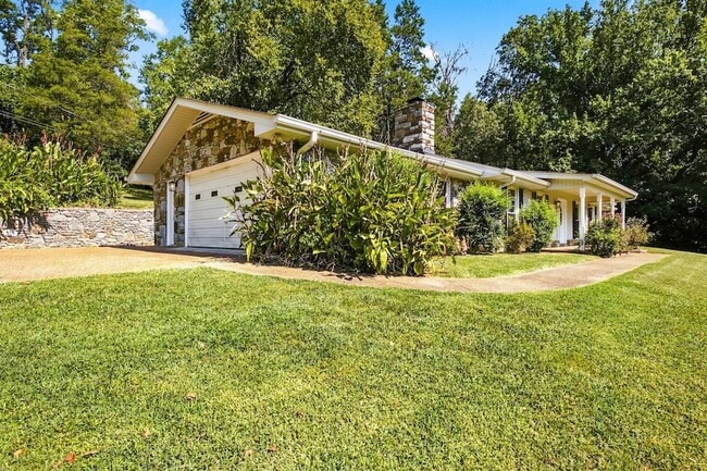 Photo - 5159 Saundersville Rd
