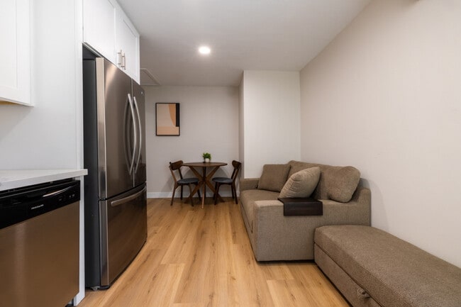 Building Photo - 9310 Galston Dr Unit SI ID1624301P