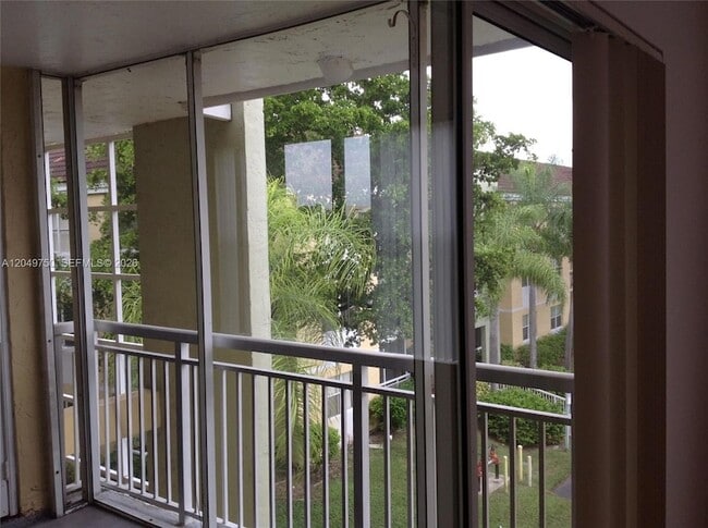 Photo - 8500 SW 212th St Unit 307