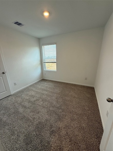 Photo - 807 Jubilee Dr