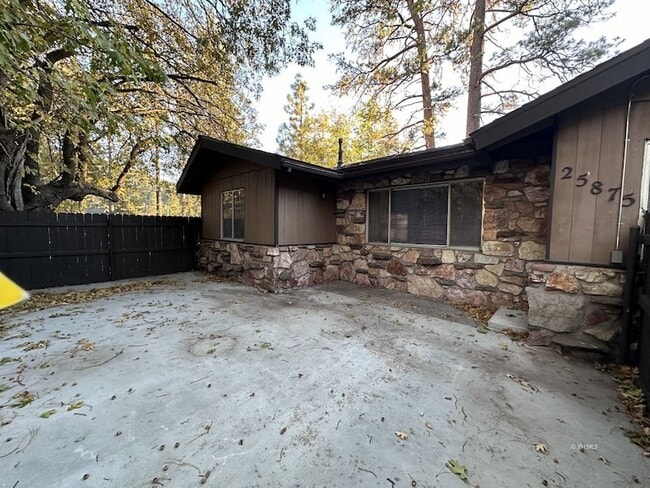 Photo - 26785 Cedar St