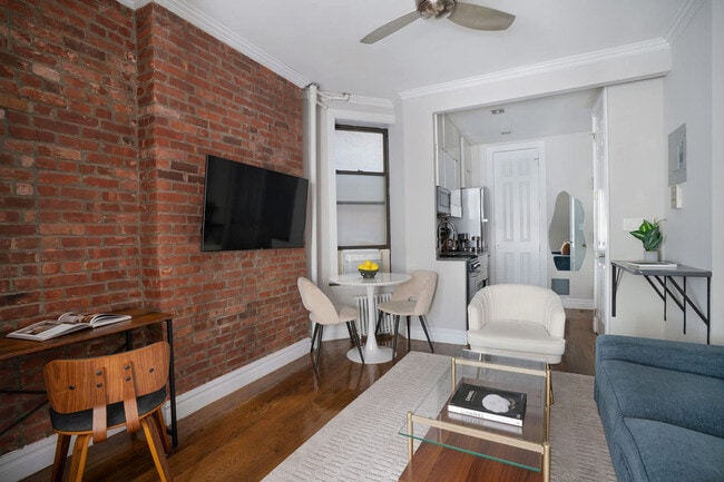 Photo - 246 Mott St Unit SI ID1474771P