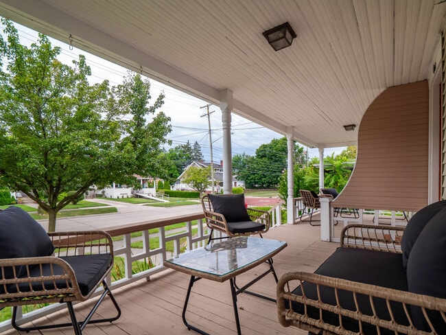 Photo - 681 Washington St Unit ID1272058P