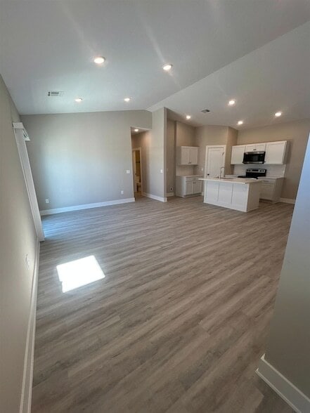 Photo - 12805 E Blake St