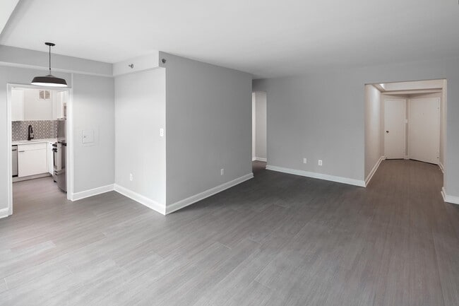 Photo - 1500 Arlington Apartments