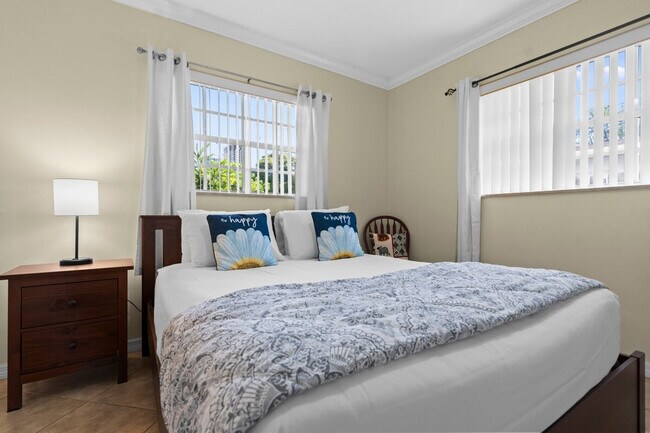 Photo - 311 SW 8th St Unit ID1047798P