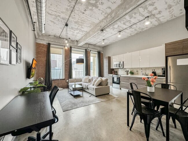 Photo - 500 S Ervay St Unit ID1055830P