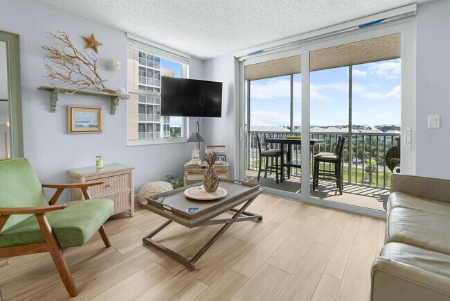 Building Photo - 5800 Bonita Beach Rd SW Unit SI FL6-ID1352876P