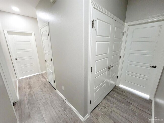 Photo - 1913 Davenport St Unit 2