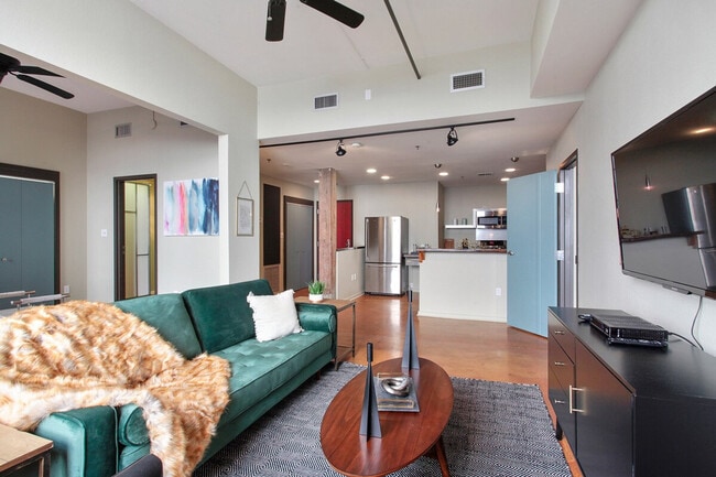 Photo - 1039 Constance St Unit ID1265376P