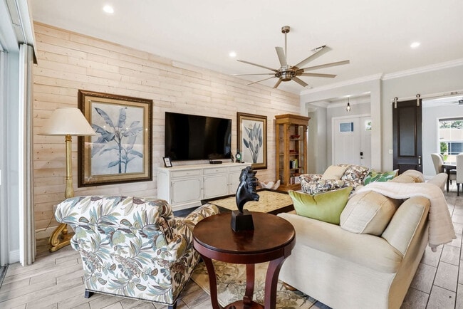 Photo - 213 NE Sagamore Terrace Unit SI ID1605278P
