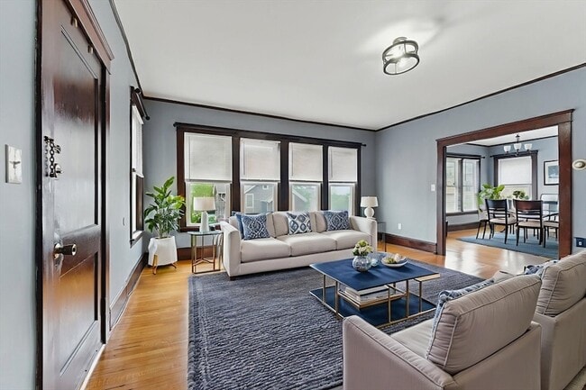 Building Photo - 466 Locust St Unit 2