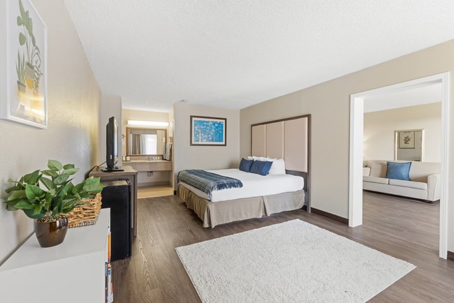 Temporary - 1400 W Tunnel Blvd