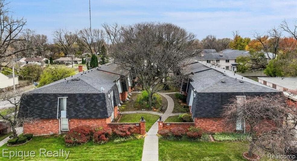 Photo - 13337 W Nine Mile Rd Unit 102