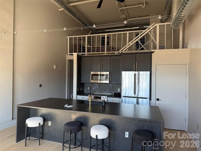 Photo - 715 N Graham St Unit 207