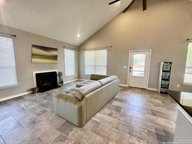 Photo - 2029 Blueridge Dr