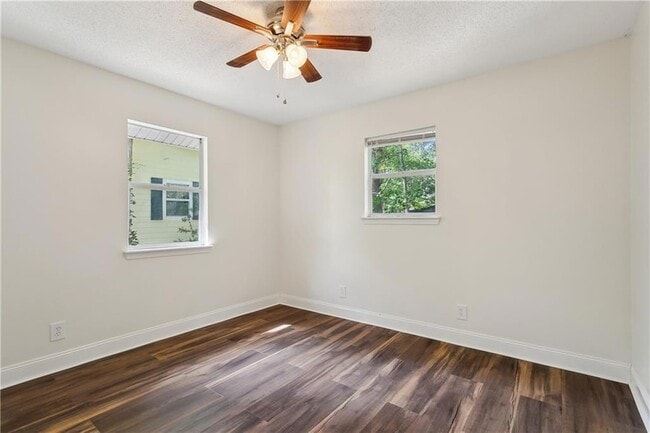 Photo - 28547 Canal Dr