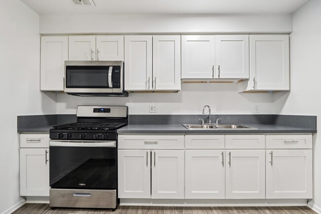 Photo - Los Olivos Apartments