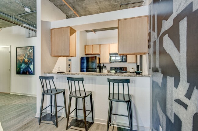 Photo - Cortland on Blake