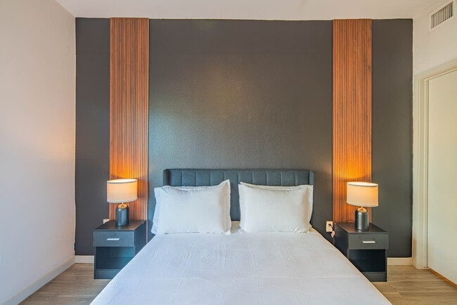 Photo - 914 N 3rd St Unit ID1263056P