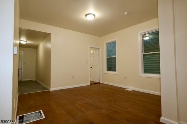 Photo - 89 Cutler St Unit 1