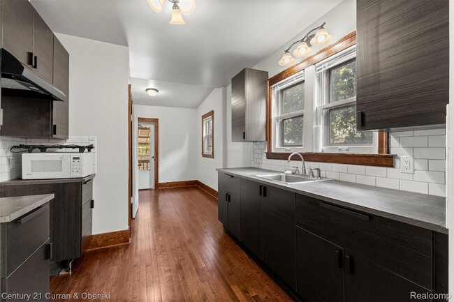 Photo - 8804 Mason Pl